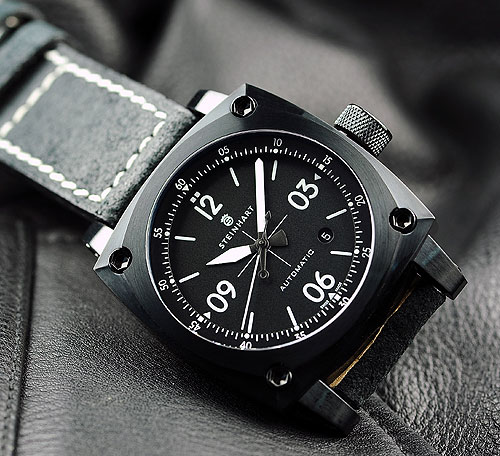 Besoin de conseil pour achat d'une montre automatique max 500E/600E - Page 2 Steinhart-aviation-automatic-black-dlc-05